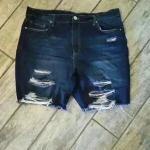 Fashion Nova Distressed Denim Shorts - Dark Blue